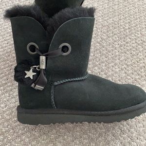 UGG Irina Star Charm Boots girls size 3 black NEW